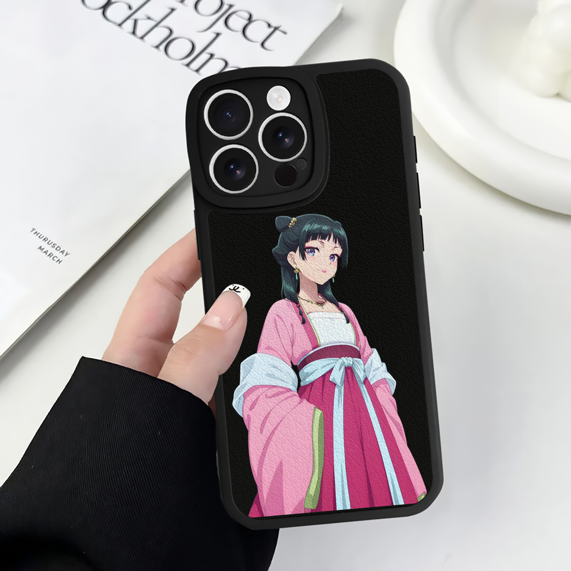 薬屋のひとりごと The Apothecary Diaries 【iPhone 16シリーズ対応】シリコンスマホケース（レザー調） 材質：シリコン